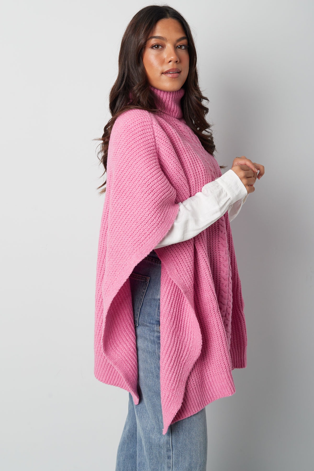 Plain knitted poncho - pink Picture3
